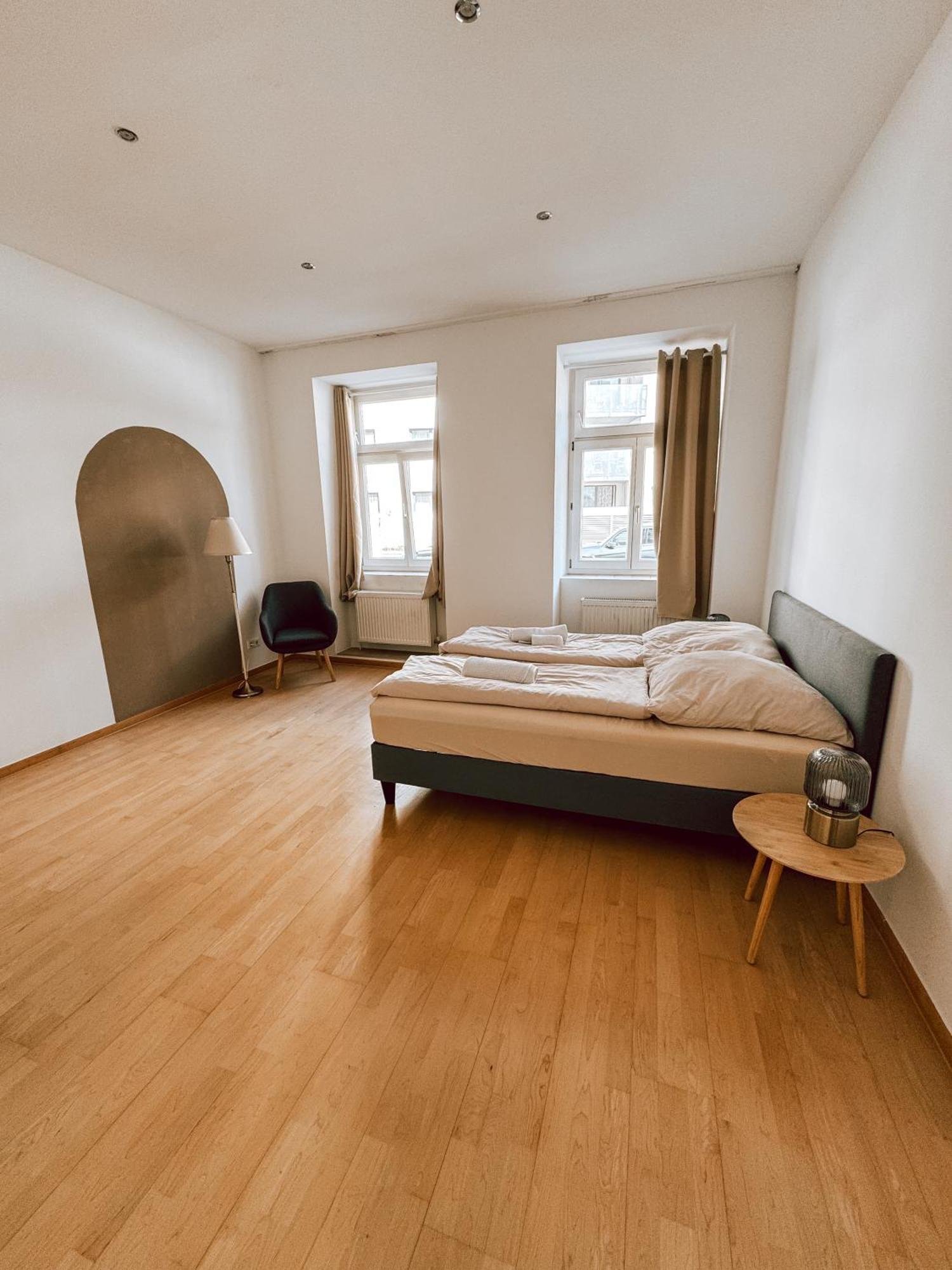 Zentrales Apartment Naehe Schoenbrunn - 5 Pers Vienna Exterior photo
